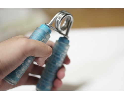 the-effect-of-reduced-grip-strength